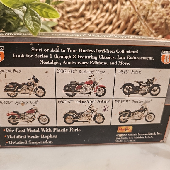 Harley Davidson Maisto Motorcycle Die Cast Metal Replica Vintage Collectible - Picture 2 of 4
